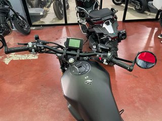 Zontes 125C Negra