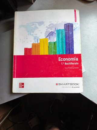 Economía 1o Bachillerato : Smartbook