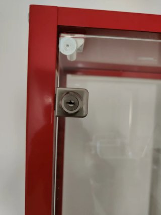 Vitrina Ikea Roja Descatalogada