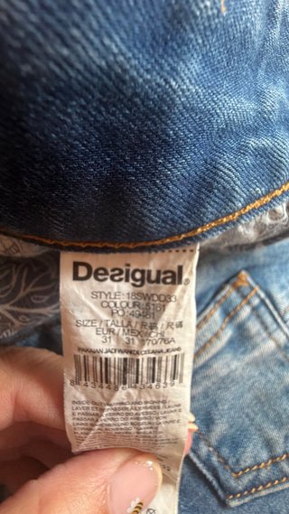 Pantalón corto Desigual T 31