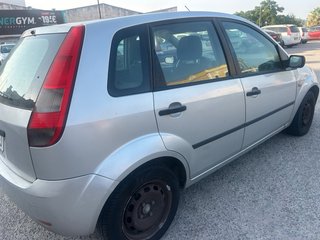 Ford Fiesta 2004