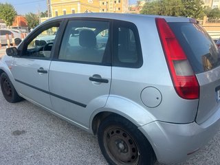 Ford Fiesta 2004