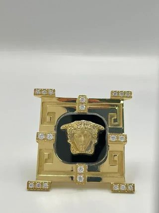 Sello Medusa Onix y Circonitas 18K