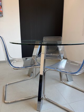 Conjunto mesa cristal diseño + 3 sillas