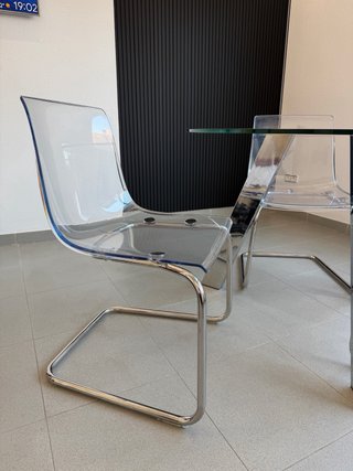 Conjunto mesa cristal diseño + 3 sillas