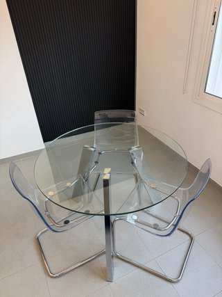 Conjunto mesa cristal diseño + 3 sillas