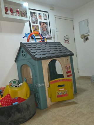 Casita de juegos Feber para bebés