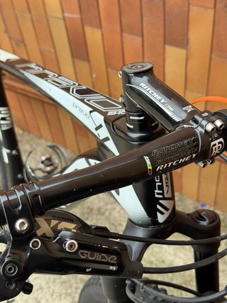 Berria Bravo 4.1 Carbono 29 Sram X01 RockShox SID