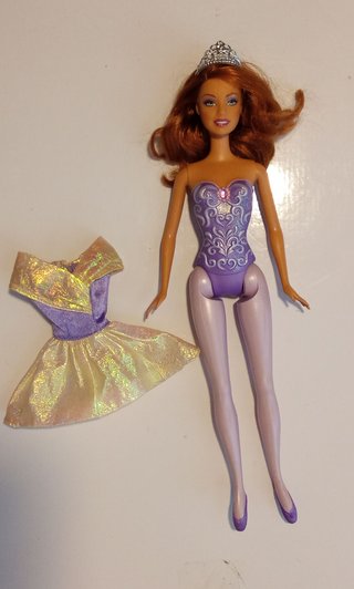 Barbie Ballerina Rossa con Tiara