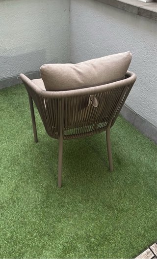 Mesa y 4 sillas exterior