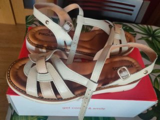 Sandalias Pikolinos modelo roquetas. Talla 39