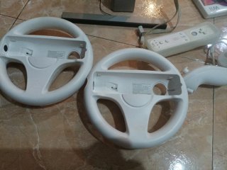Nintendo Wii + 3 juegos + accesorios