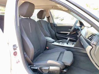 BMW 318dA Sport 4 P