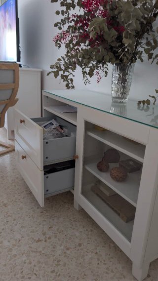 Mueble TV blanco besta Ikea