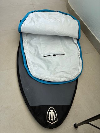 Tabla de Surf EVO + Funda FCS + Quillas + Invento