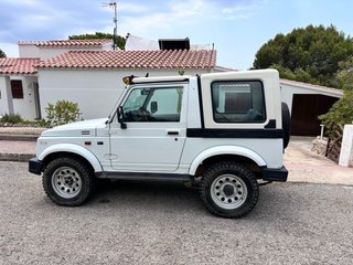 Suzuki Samurai 1994. Descapotable. 4 plazas.