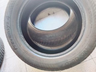 Neumáticos 215/55 R16