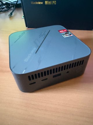Mini PC Blackview Ryzen 5 7430U 32GB RAM SIN USO