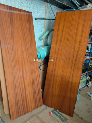 Puerta de madera de interior
