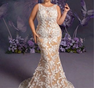 Vestido de fiesta encaje beige y blanco