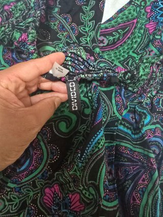 Blusa de verano con estampado paisley