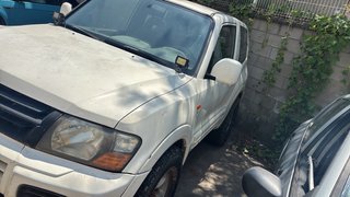 Mitsubishi Montero 2001