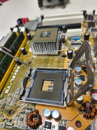 Placa Base ASUS Socket 775 + CPU + RAM