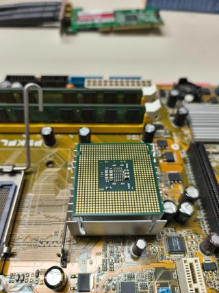 Placa Base ASUS Socket 775 + CPU + RAM