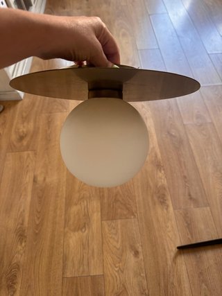 Lámpara de techo diseño esfera dorada