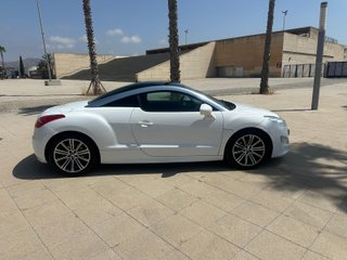 Peugeot RCZ 2010