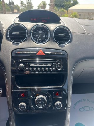 Peugeot RCZ 2010