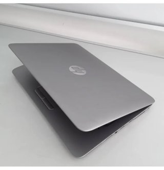 Portátil HP Gris/Plateado