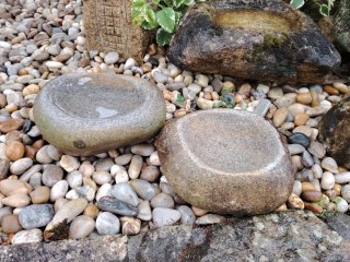 Lote 2 Pilas Piedra Pequeñas