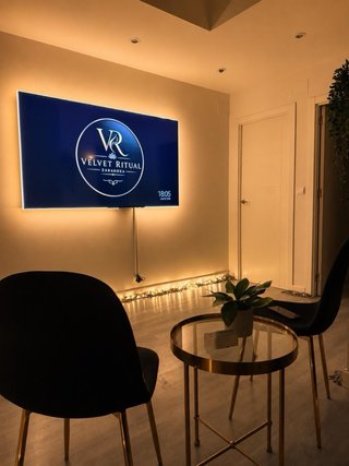 Masajistas para centro boutique en Zaragoza