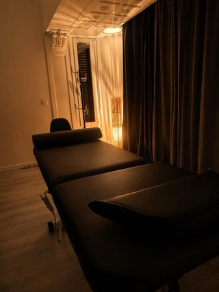 Masajistas para centro boutique en Zaragoza