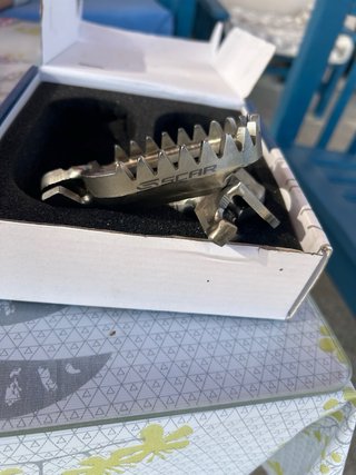Estriberas Scar Titanio Honda CRF