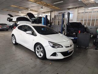 Opel Astra 2014
