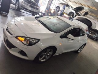 Opel Astra 2014