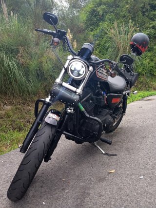 Harley Davidson Sportster 883 XLR.