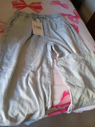 Pantalón Stradivarius S sin estrenar