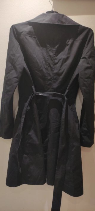 Gabardina negra