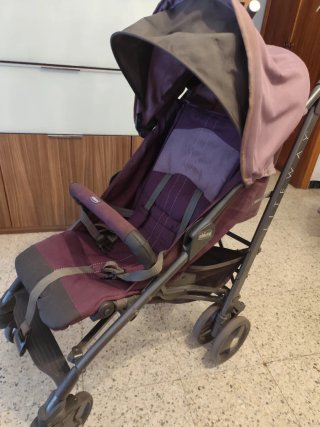 Carro de paseo Chicco Lite +2 sacos de invierno