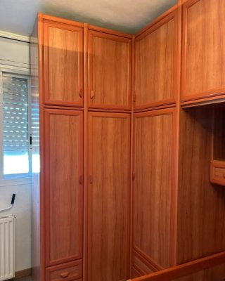 Mueble de habitación completo con cama