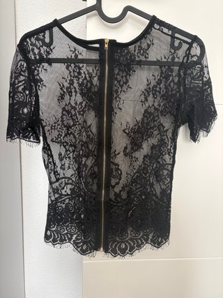 Camiseta encaje negro cremallera