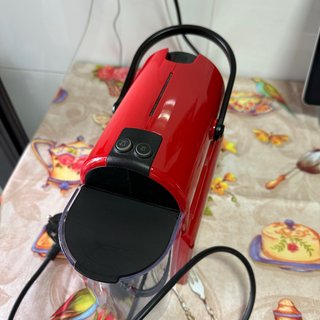 Cafetera Nespresso Roja