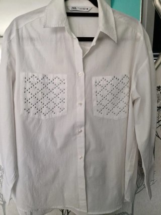 Camisa Zara Blanca Tachuelas Bolsillos Talla S