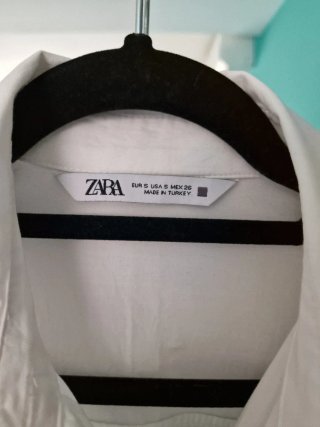 Camisa Zara Blanca Tachuelas Bolsillos Talla S