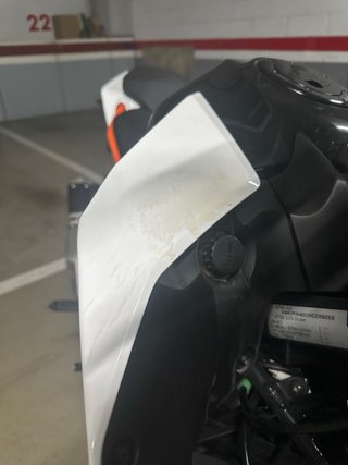 KTM Duke 125 2017 Blanca y Naranja