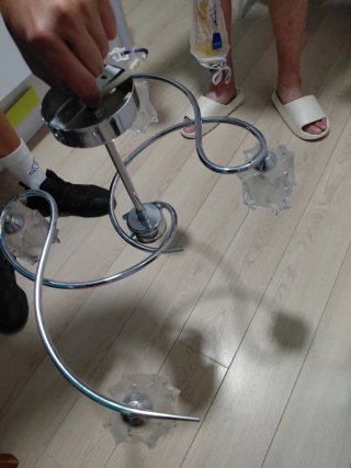 Lámpara de techo moderna metal y cristal