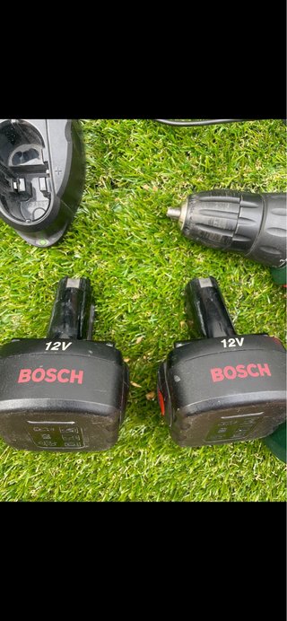 Taladro Bosch PSR 12 + 2 Baterías + Cargador